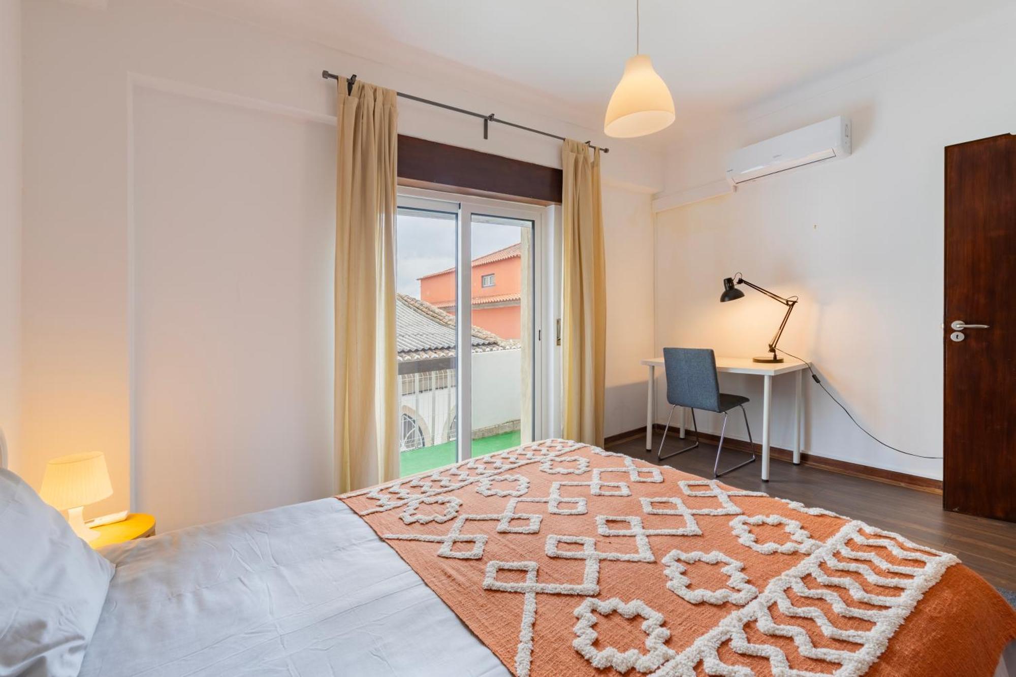 Cosy Remodeled Apartment In The City Center Fundão Zewnętrze zdjęcie